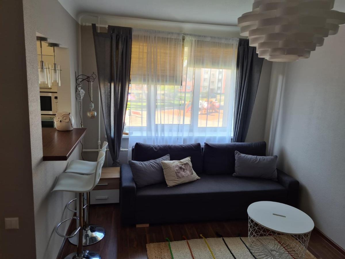 Central Line Apartment Вентспилс Экстерьер фото